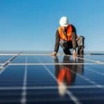 Arnaque panneaux solaires : comment la repérer et faire annuler le contrat arnaque panneaux solaires